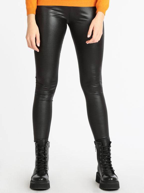 Pantaloni slim fit de piele ecologică - Rammi.ro