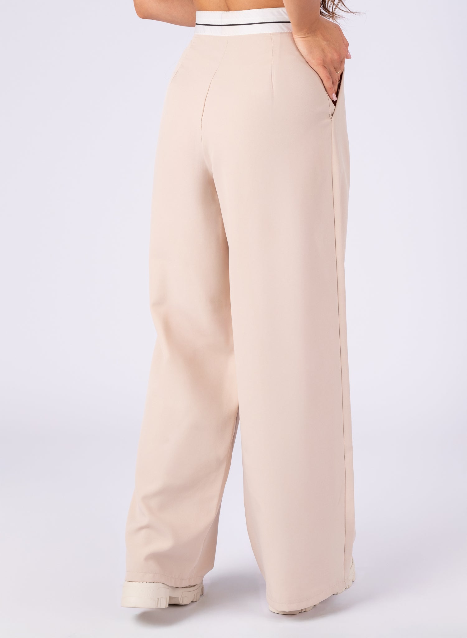 Pantaloni casual, Crem cu bata alba